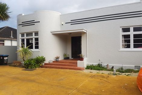 Photo of property in 24 Ake Ake Avenue, Hokowhitu, Palmerston North, 4410