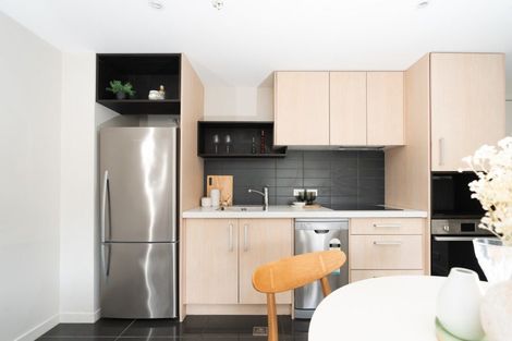 Photo of property in Nouvo Apartments, 21u4i Rugby Street, Mount Cook, Wellington, 6021