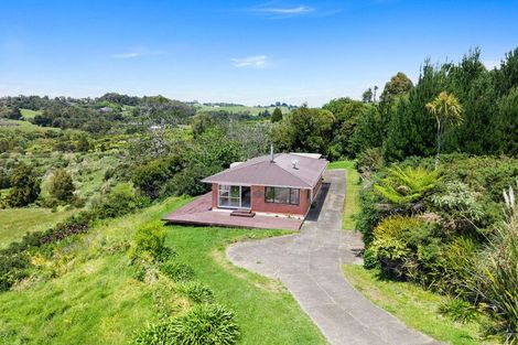 Photo of property in 57 Masons Road, East Tamaki Heights, Auckland, 2016