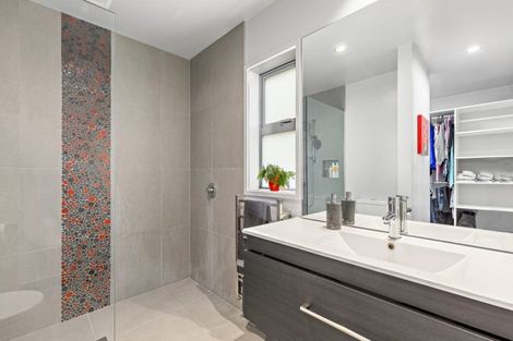 Photo of property in 232 Rimmer Road, Helensville, 0875