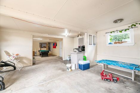 Photo of property in 86 Harrington Road, Henderson, Auckland, 0610