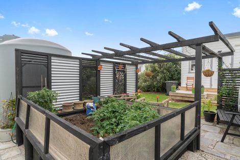 Photo of property in 1 Snapper Street, Baylys Beach, Dargaville, 0377