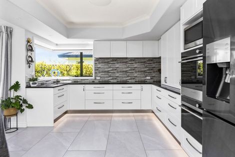 Photo of property in 36 Kensington Drive, Taradale, Napier, 4112