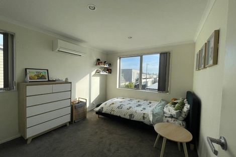 Photo of property in 38 Kuaka Drive, Takanini, 2112