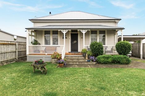 Photo of property in 81 Nelson Crescent, Napier South, Napier, 4110