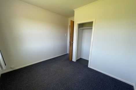 Photo of property in 15 Kaikoura Street, Henderson, Auckland, 0612