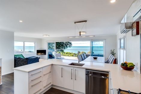 Photo of property in 44 Le Quesne Road, Bay View, Napier, 4104