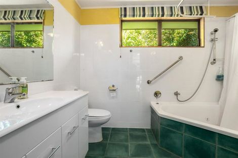 Photo of property in 12 Observatory Close, Whitby, Porirua, 5024