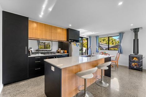 Photo of property in 202 Muriwai Valley Road, Muriwai, Waimauku, 0881