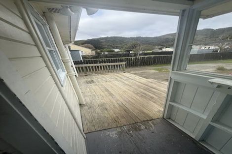 Photo of property in 19 Collett Street, Naenae, Lower Hutt, 5011