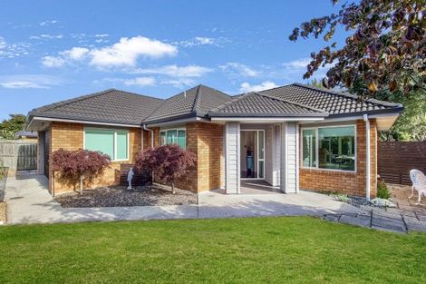 Photo of property in 32 Carroll Place, Owhata, Rotorua, 3010