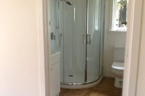 Photo of property in 36 Neptune Avenue, Beach Haven, Auckland, 0626