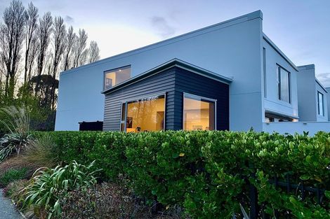 Photo of property in 17 Seager Lane, Hillmorton, Christchurch, 8024