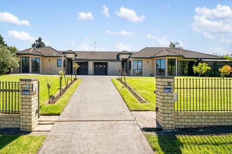 Photo of property in 31 Lough Bourne Drive, Pukekohe, 2120