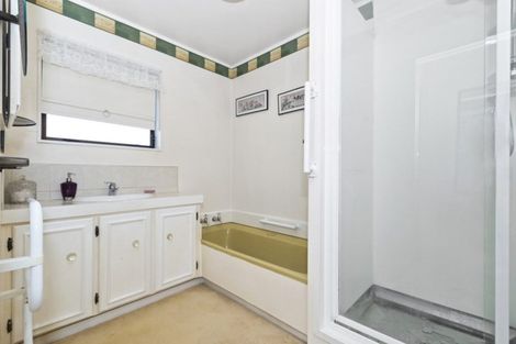 Photo of property in 2/66 Marne Road, Papakura, 2110