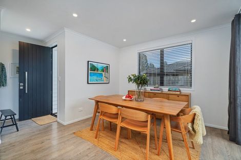 Photo of property in 5 Victoria Street, Coromandel, 3506
