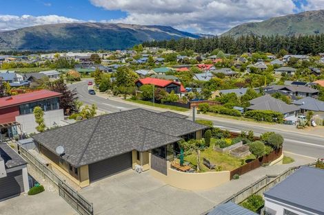 Photo of property in 45 Kings Drive, Wanaka, 9305