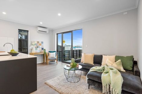 Photo of property in 12 Hema Road, Hobsonville, Auckland, 0616