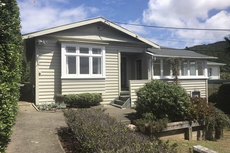 Photo of property in 47 Nottingham Street, Karori, Wellington, 6012