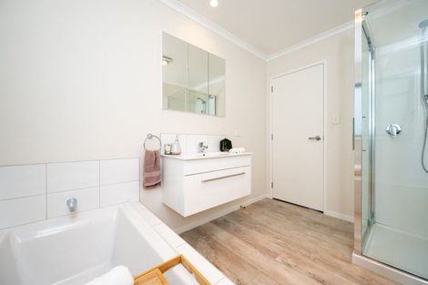 Photo of property in 51 Margaret Avenue, Havelock North, 4130
