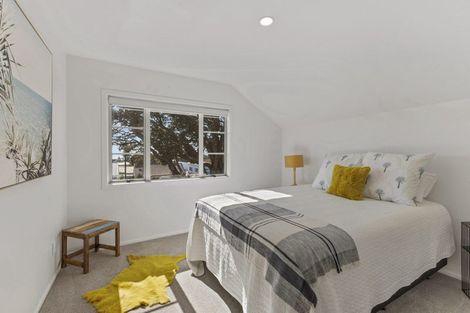 Photo of property in 250c Courtenay Street, Strandon, New Plymouth, 4312