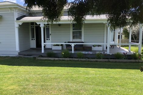 Photo of property in 4 Brassey Street, Waverley, 4510