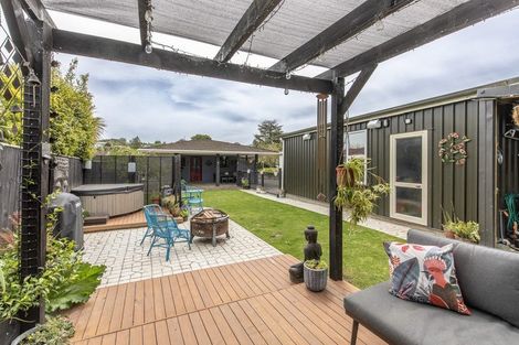 Photo of property in 3 Limbrick Street, Waipawa, 4210