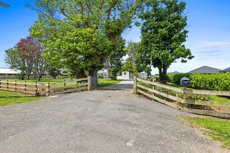 Photo of property in 76 Turuturu Road, Hawera, 4674