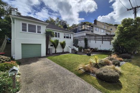 Photo of property in 9 David Crescent, Karori, Wellington, 6012