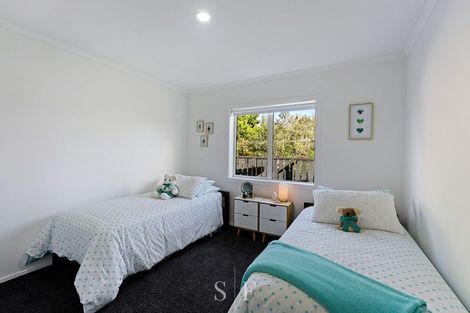 Photo of property in 12 Matuhi Street, Waikanae, 5036