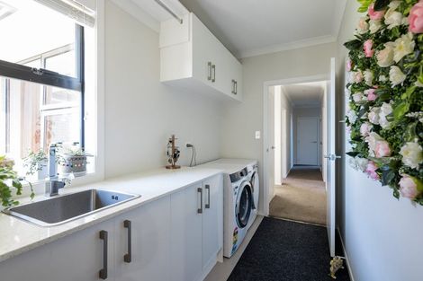 Photo of property in 54 Norfolk Drive, Cambridge, 3434