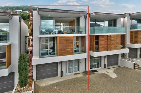 Photo of property in The Beeches Apartments, 7/60 Hallenstein Street, Queenstown, 9300