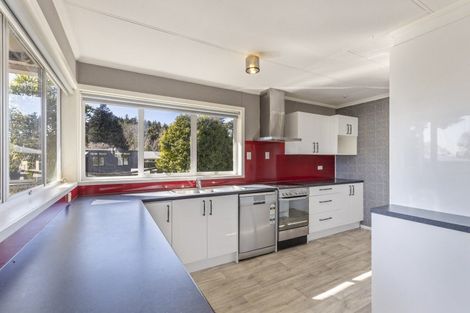 Photo of property in 9 Tawa Street, Inglewood, 4330