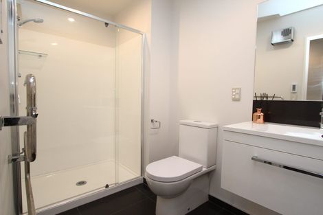 Photo of property in 77 Faringdon Boulevard, Rolleston, 7615