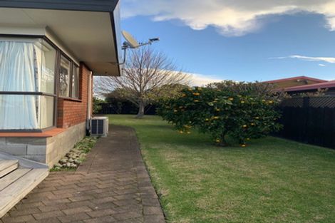 Photo of property in 18 Claridge Place, Mount Maunganui, 3116