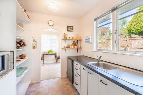 Photo of property in 6 Kaitawa Crescent, Paraparaumu, 5032