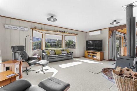 Photo of property in 5 Bosworth Street, Egmont Village, 4372