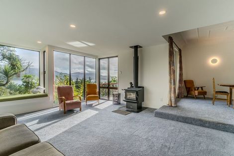 Photo of property in 3 Howard Street, Macandrew Bay, Dunedin, 9014