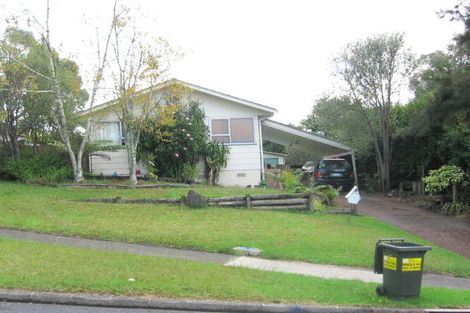 Photo of property in 1 Roick Parade, Glen Eden, Auckland, 0602