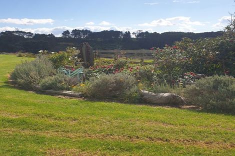Photo of property in 21 Te Toro Road, Pollok, Waiuku, 2684