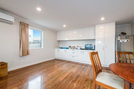 Photo of property in 42 San Prospero Crescent, Henderson, Auckland, 0612