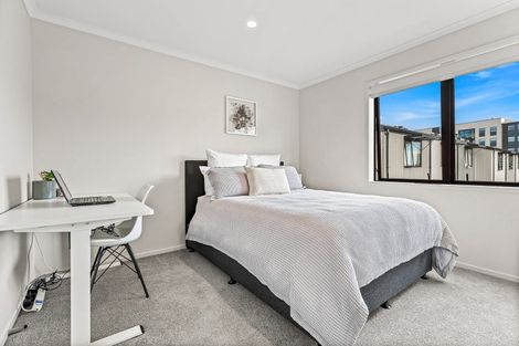 Photo of property in 14 Peihana Road, Hobsonville, Auckland, 0616