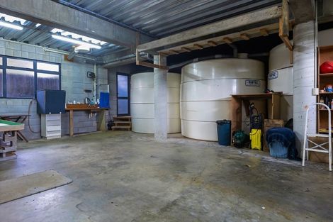Photo of property in 5 Seaview Road, Cable Bay, 0420