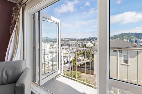 Photo of property in Mcfarlane Mews, 2u2 Mcfarlane Street, Mount Victoria, Wellington, 6011