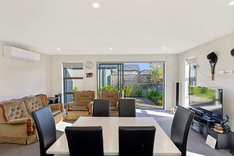 Photo of property in 8/3 Nyoli Street, Northcote, Christchurch, 8052