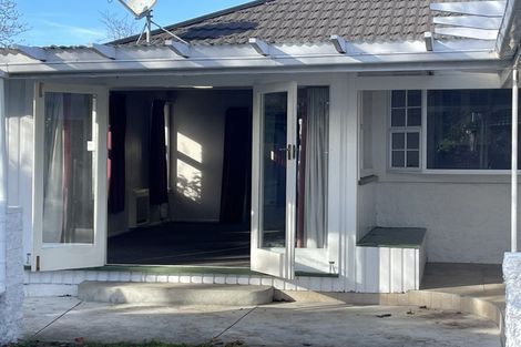 Photo of property in 17 Oakfield Street, Burnside, Christchurch, 8053