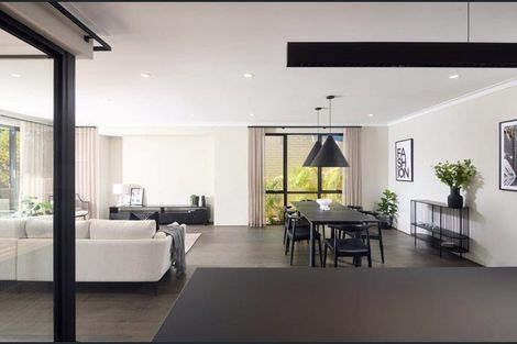 Photo of property in 73 Oak Road, Poraiti, Napier, 4112
