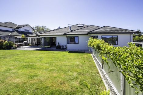 Photo of property in 34 Samwell Drive, Whitby, Porirua, 5024