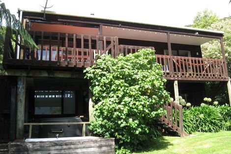 Photo of property in 14 Sandy Bay Road, Black Rock, Marlborough Sounds, 7282