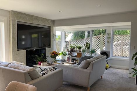 Photo of property in 2u1 Hood Street, Mount Victoria, Wellington, 6011